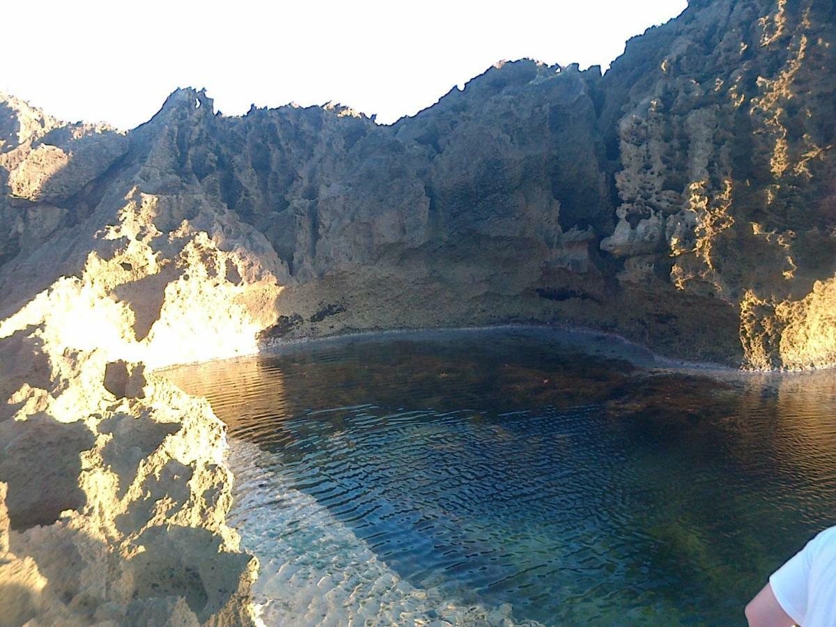فيلا Dis Al Oubosrand المظهر الخارجي الصورة